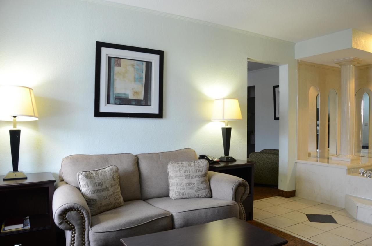 Quality Inn & Suites Covington Ngoại thất bức ảnh
